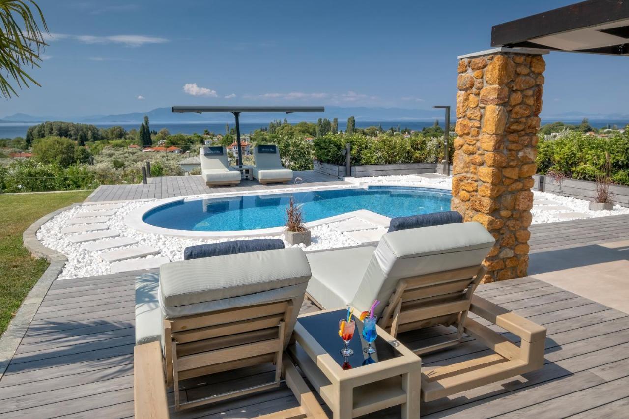 Iakovakis Suites & Spa Koropi Buitenkant foto