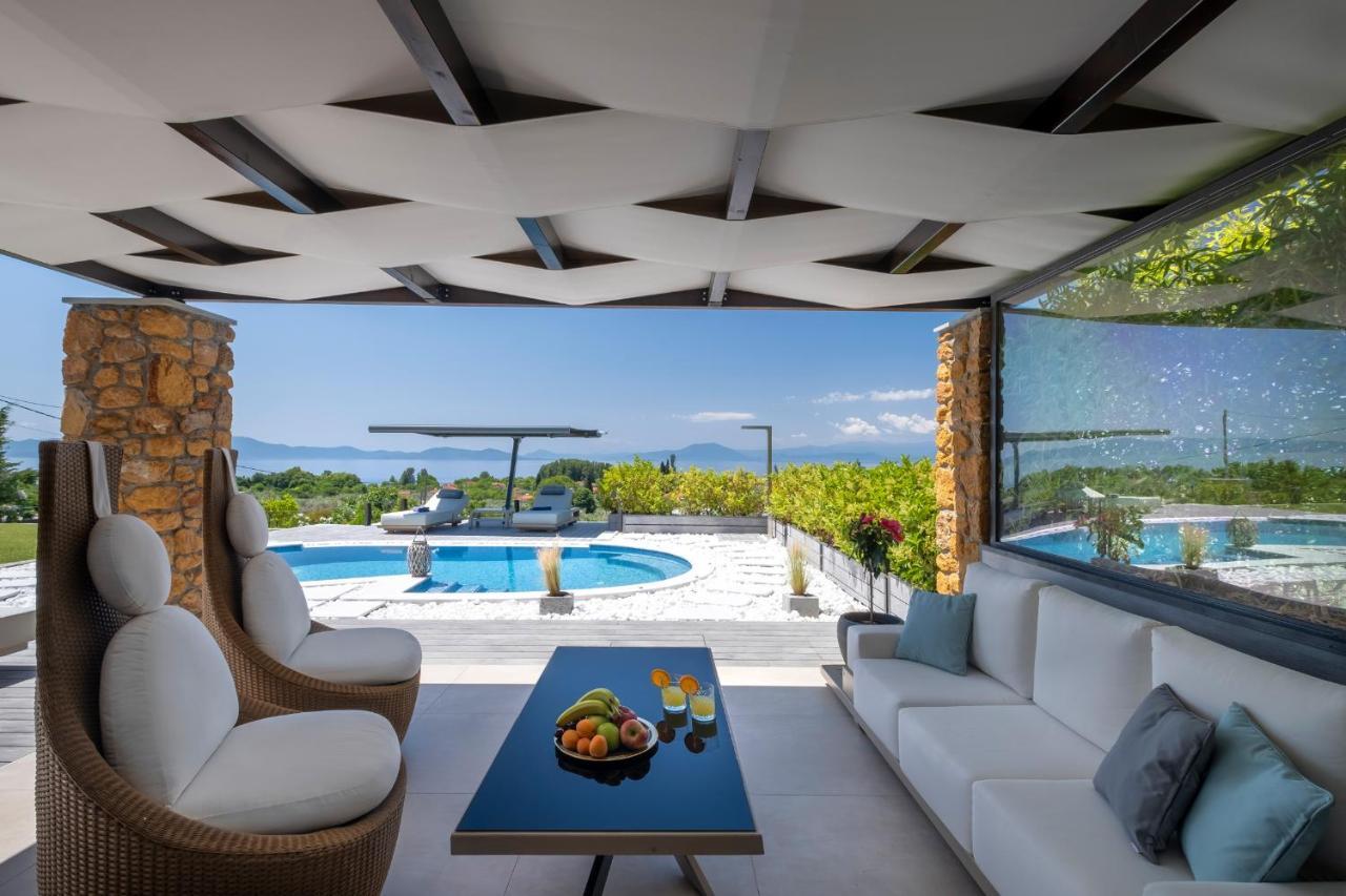 Iakovakis Suites & Spa Koropi Buitenkant foto