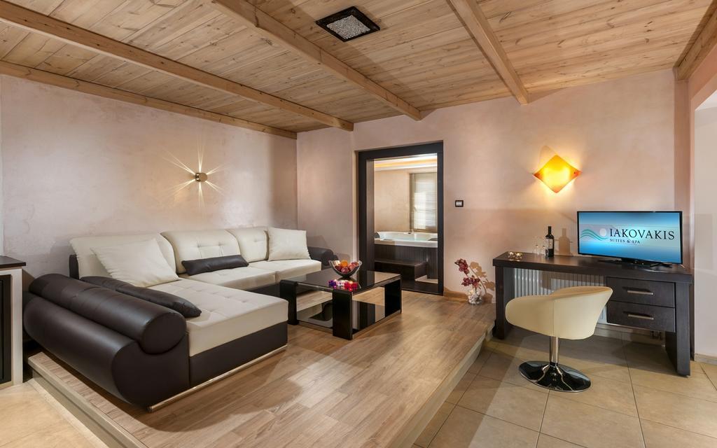 Iakovakis Suites & Spa Koropi Buitenkant foto