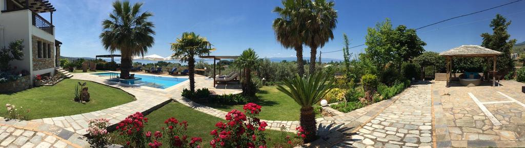 Iakovakis Suites & Spa Koropi Buitenkant foto